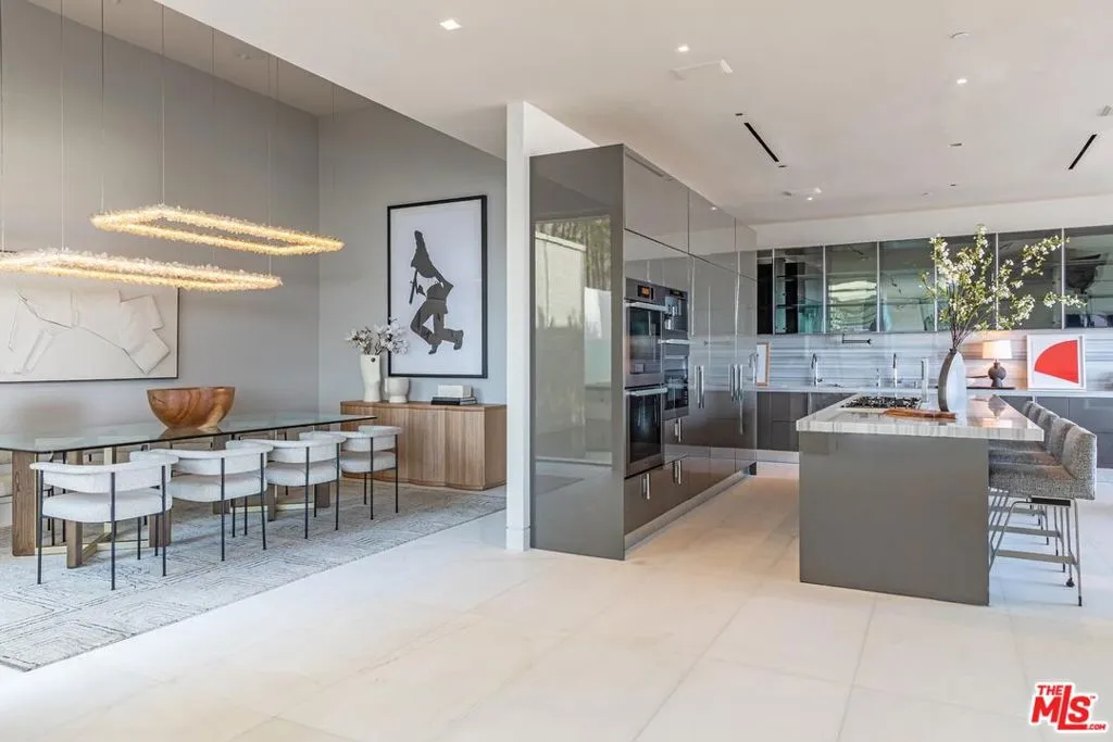 9150 Oriole Way, Los Angeles, California 90069 home-pic-12