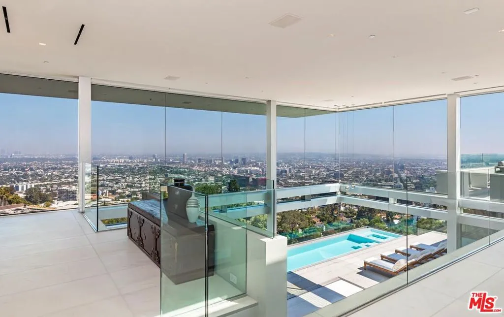 9150 Oriole Way, Los Angeles, California 90069 home-pic-26