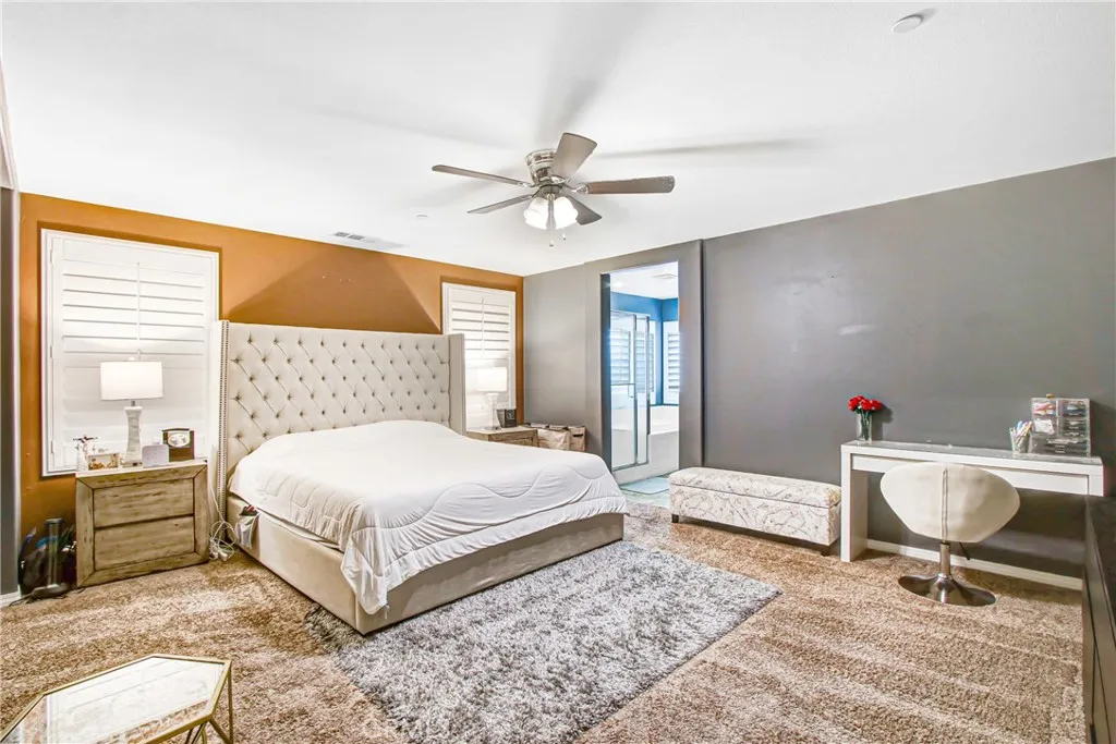 17582 Comfrey, San Bernardino, California 92407 home-pic-13