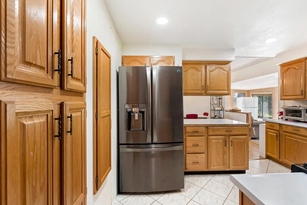 381 Olympia Way, Hemet, California 92543 home-pic-11