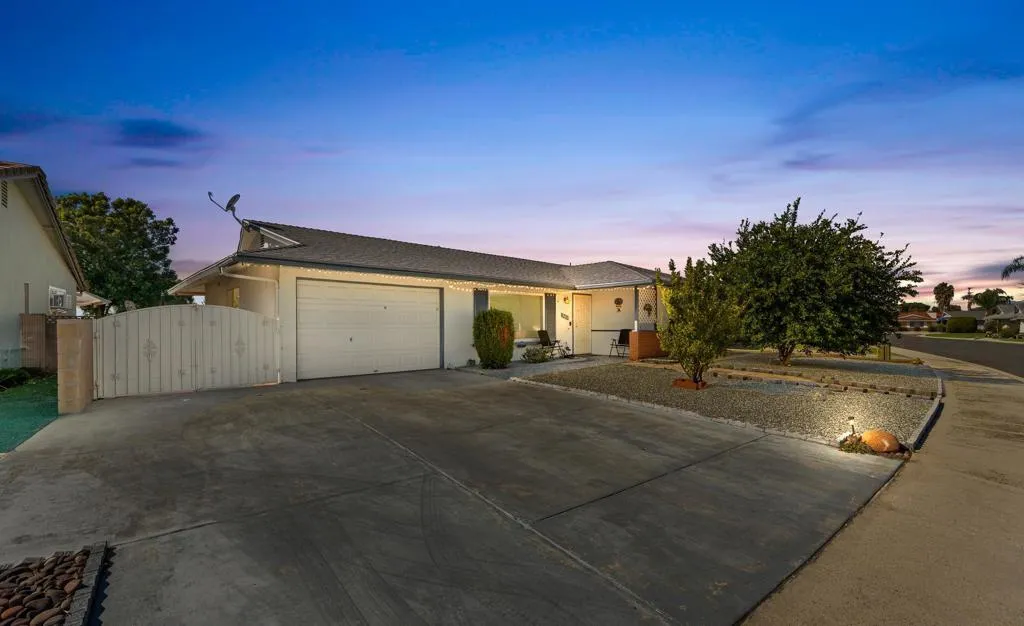 381 Olympia Way, Hemet, California 92543 home-pic-1