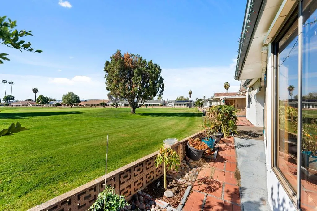 381 Olympia Way, Hemet, California 92543 home-pic-27