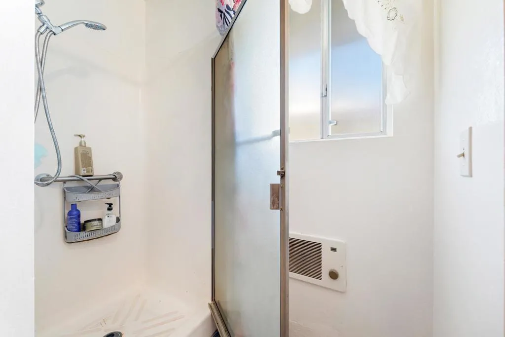 381 Olympia Way, Hemet, California 92543 home-pic-17