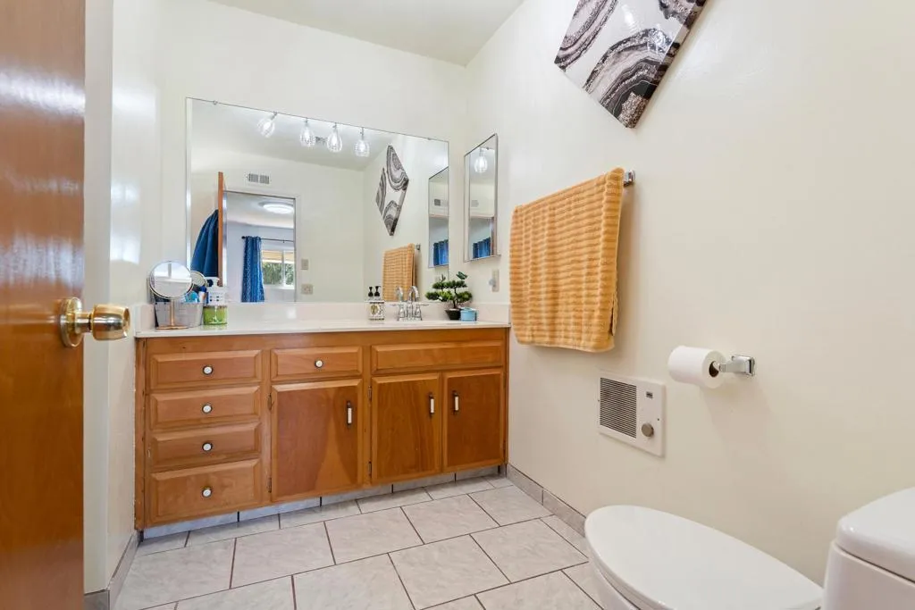 381 Olympia Way, Hemet, California 92543 home-pic-15