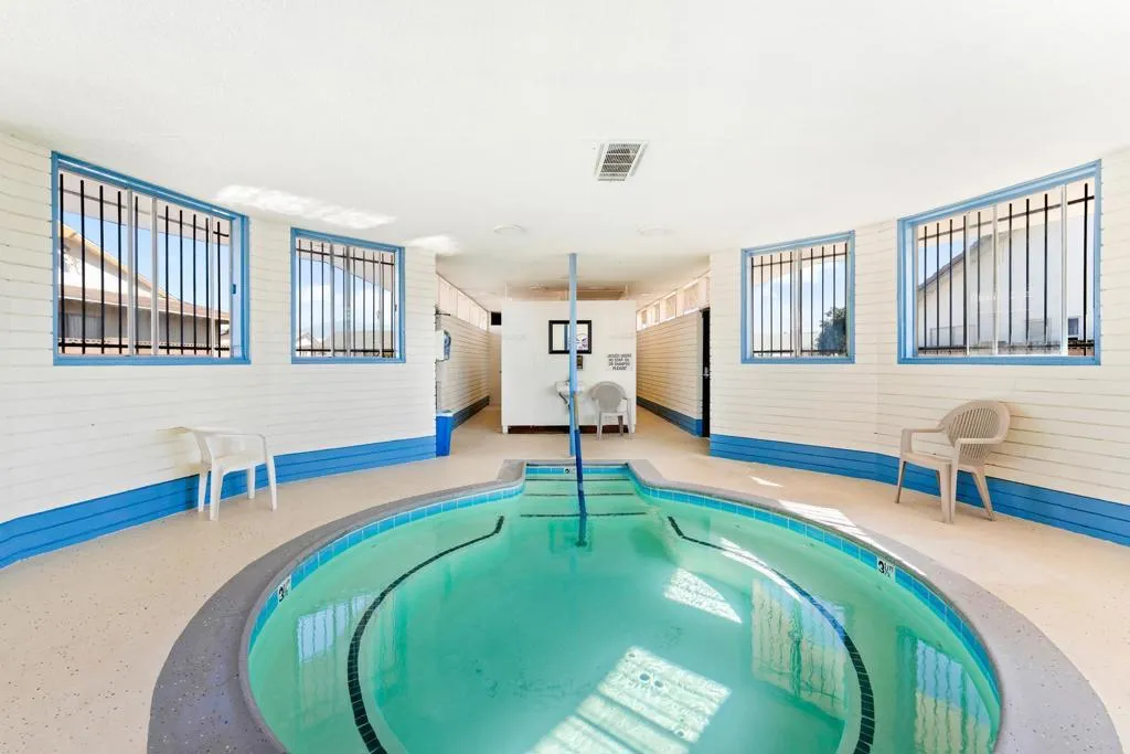 381 Olympia Way, Hemet, California 92543 home-pic-34