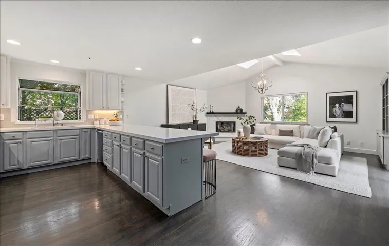 1354 Sherman Avenue, Menlo Park, California 94025