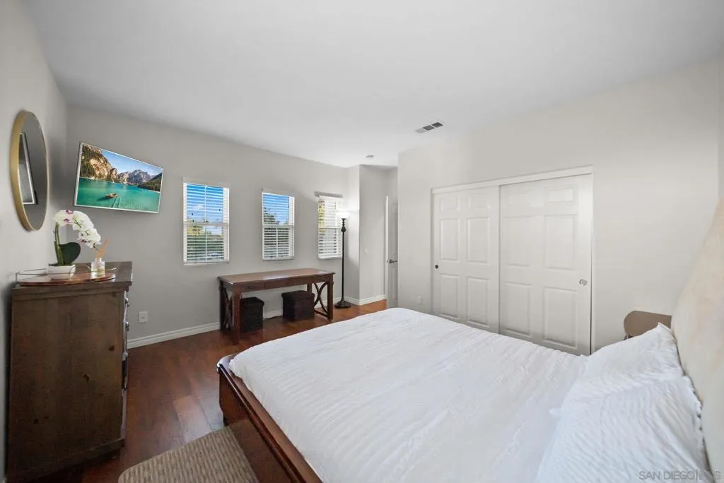 , Chula Vista, California 91914 home-pic-16