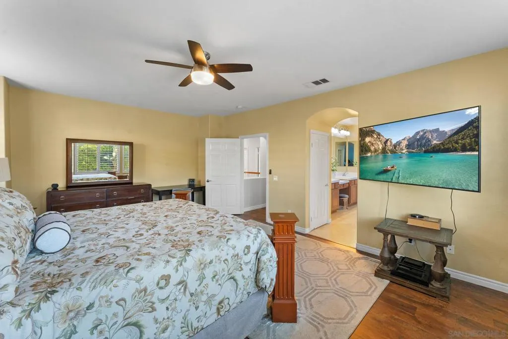 , Chula Vista, California 91914 home-pic-21