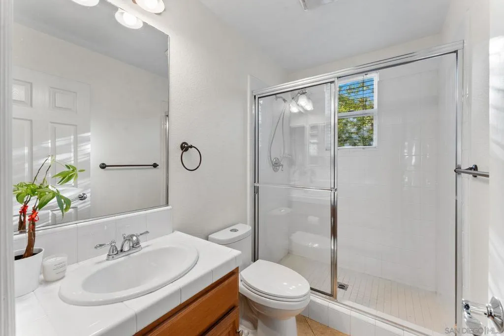 , Chula Vista, California 91914 home-pic-13
