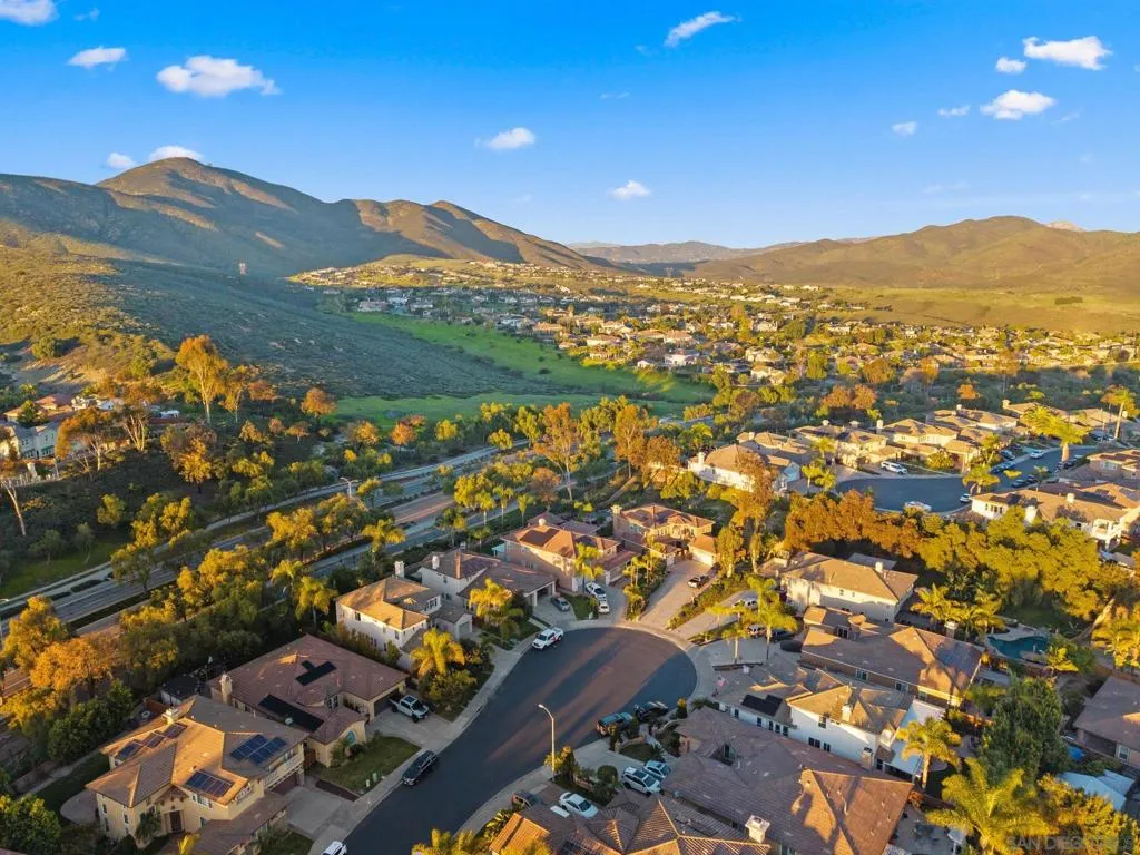 , Chula Vista, California 91914 home-pic-28
