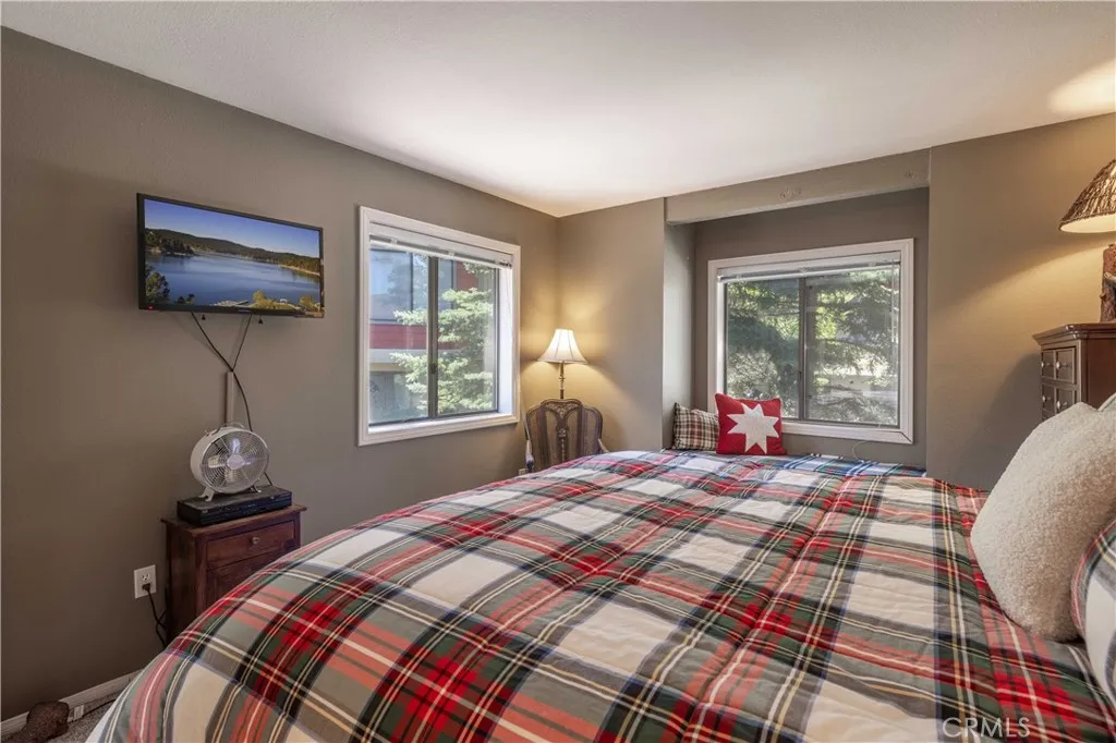 43093 Goldmine Woods, Big Bear Lake, California 92315 home-pic-13
