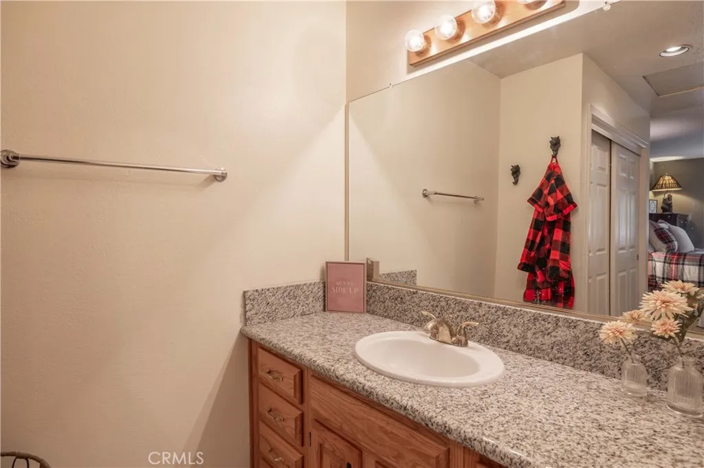 43093 Goldmine Woods, Big Bear Lake, California 92315 home-pic-14