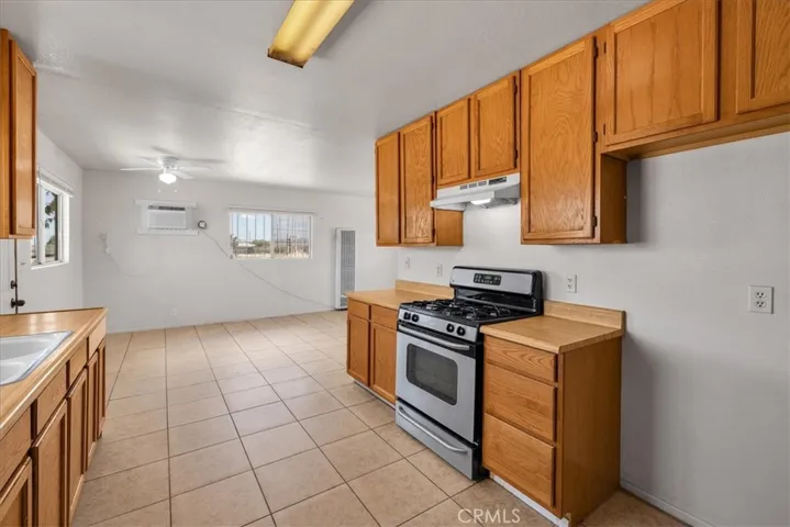 58810 29 Palms Highway, Yucca Valley, California 92284