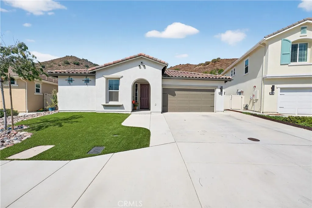 3021 Jicarilla Drive, Fallbrook, California 92028 home-pic-1