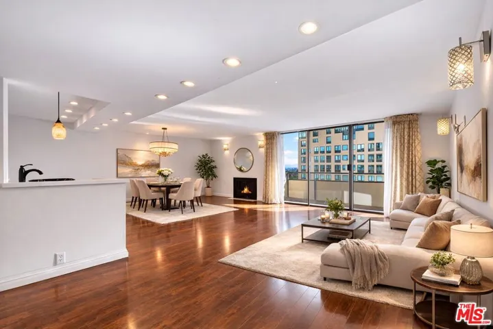 Virtual Staging Living/Dinning