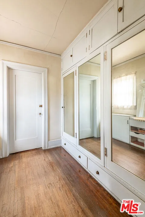 5231 Franklin Avenue, Los Angeles, California 90027 home-pic-18