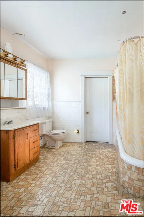 5231 Franklin Avenue, Los Angeles, California 90027 home-pic-22