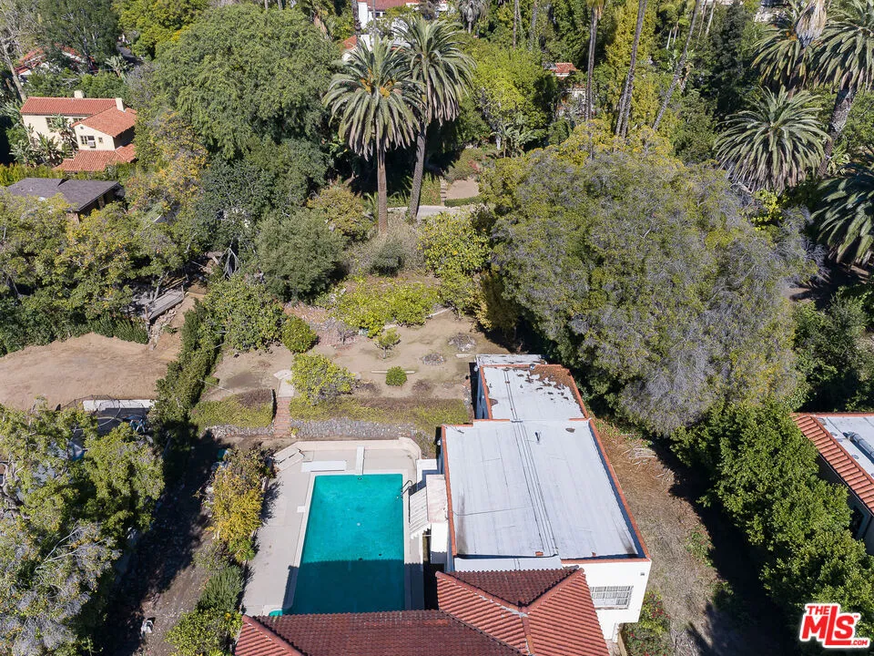 5231 Franklin Avenue, Los Angeles, California 90027 home-pic-26