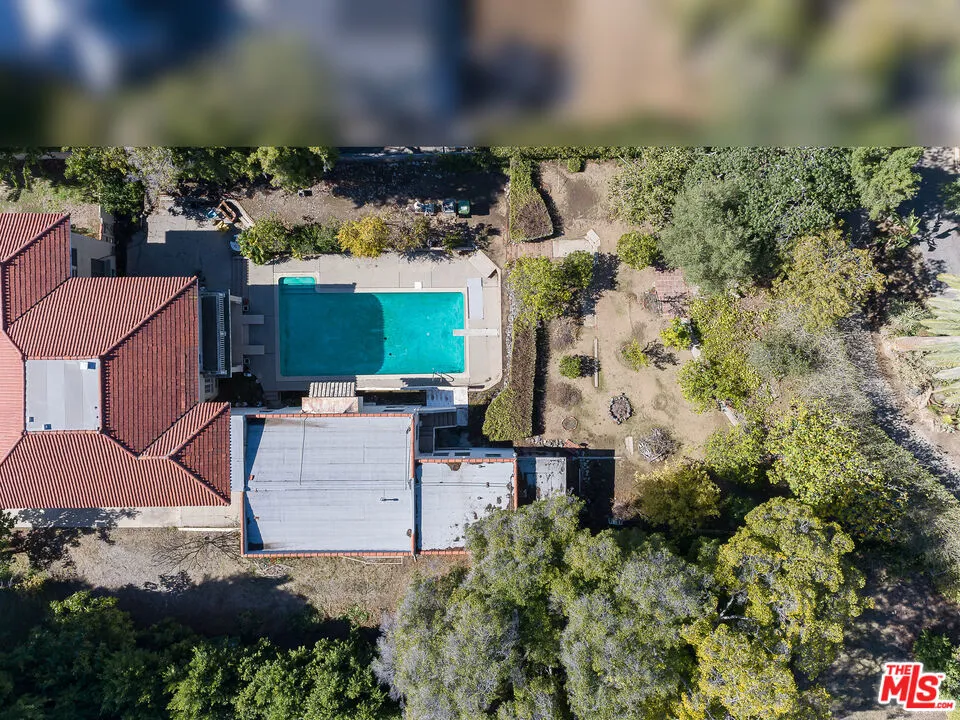 5231 Franklin Avenue, Los Angeles, California 90027 home-pic-25