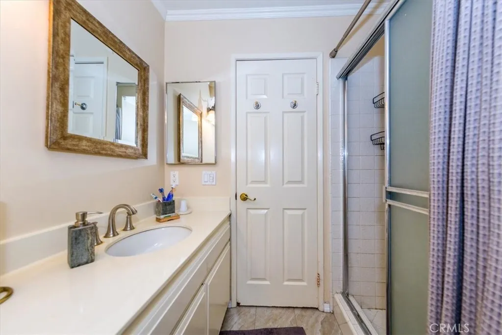 5339 Lindley Unit 207, Tarzana, California 91356 home-pic-11