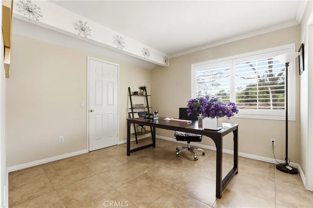 1709 La Mancha, Pomona, California 91768 home-pic-45