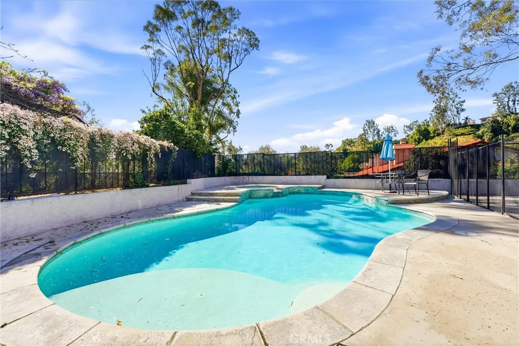 1709 La Mancha, Pomona, California 91768 home-pic-36