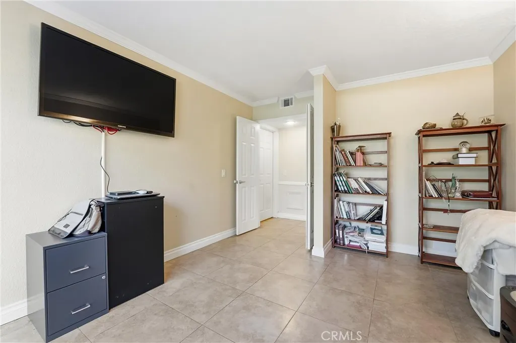 1709 La Mancha, Pomona, California 91768 home-pic-25