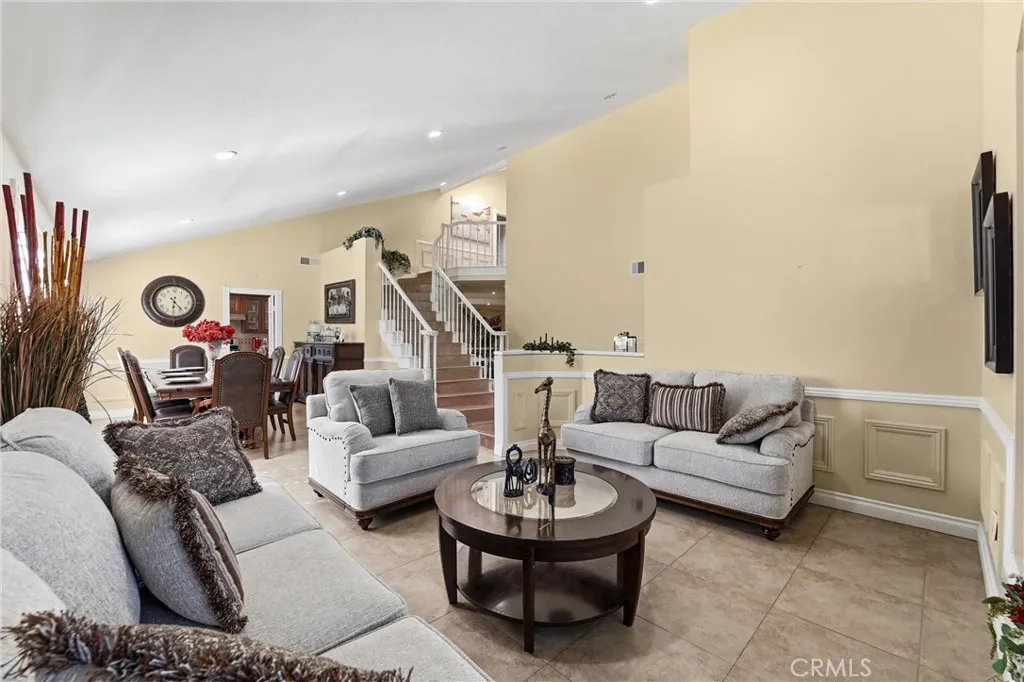 1709 La Mancha, Pomona, California 91768 home-pic-8