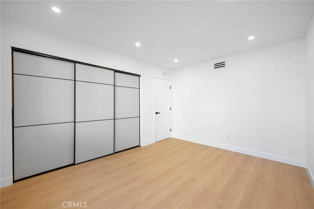 1162 Winchester Avenue K, Glendale, California 91201 home-pic-28
