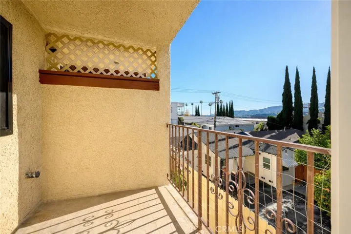 1162 Winchester Avenue K, Glendale, California 91201