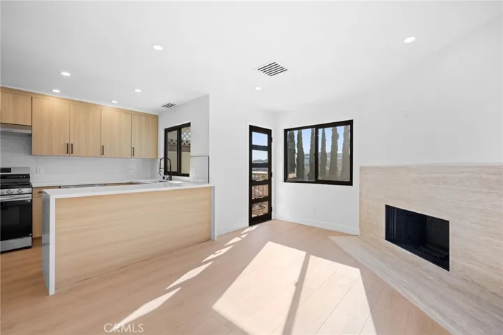 1162 Winchester Avenue K, Glendale, California 91201