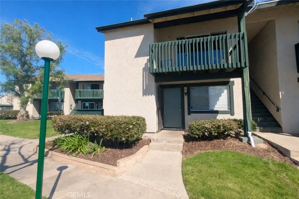 23232 Orange  home-pic-1
