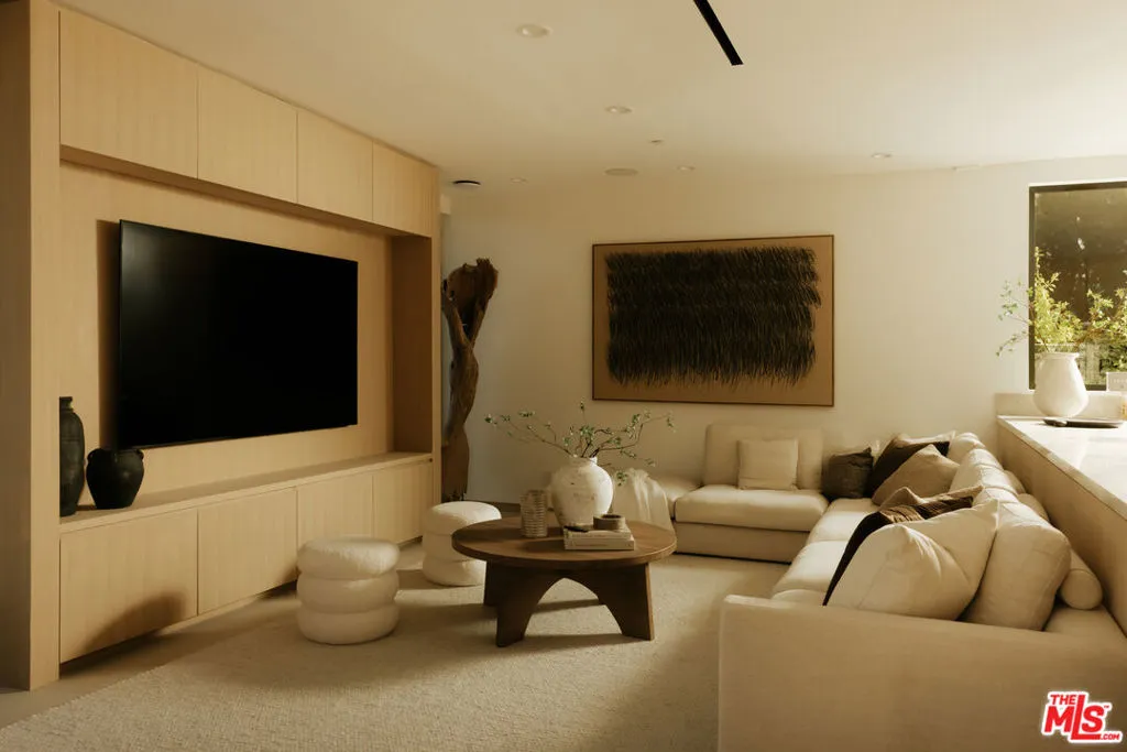 854 Glenmere Way, Los Angeles, California 90049 home-pic-6