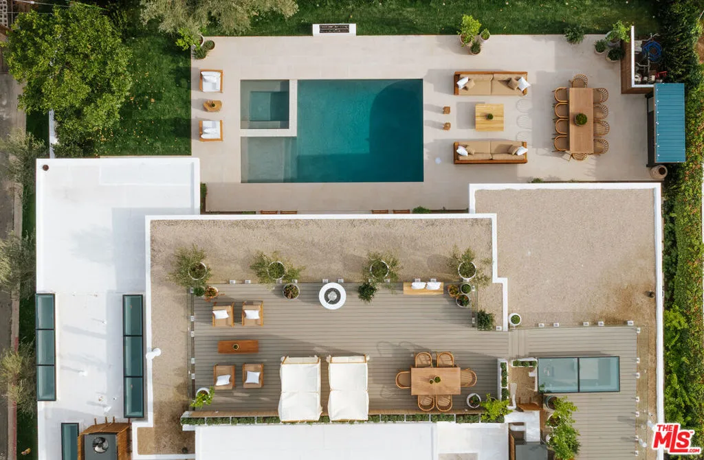 854 Glenmere Way, Los Angeles, California 90049 home-pic-28