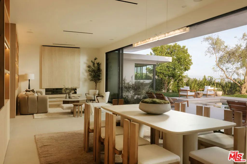 854 Glenmere Way, Los Angeles, California 90049 home-pic-8