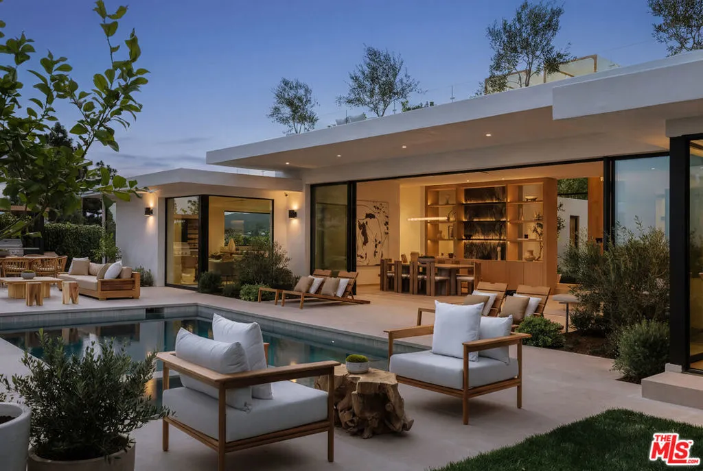 854 Glenmere Way, Los Angeles, California 90049 home-pic-31