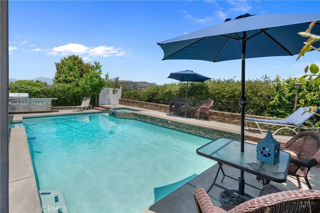 536 N Del Sol Lane, Diamond Bar, California 91765 home-pic-26