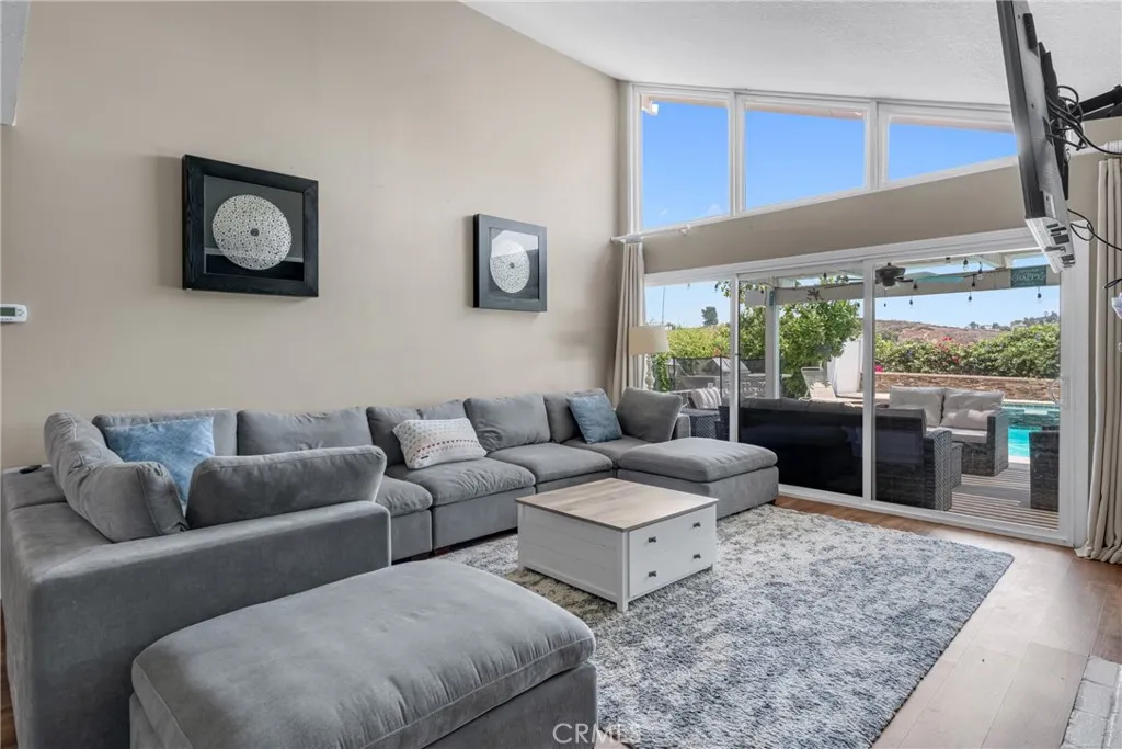 536 N Del Sol Lane, Diamond Bar, California 91765 home-pic-4