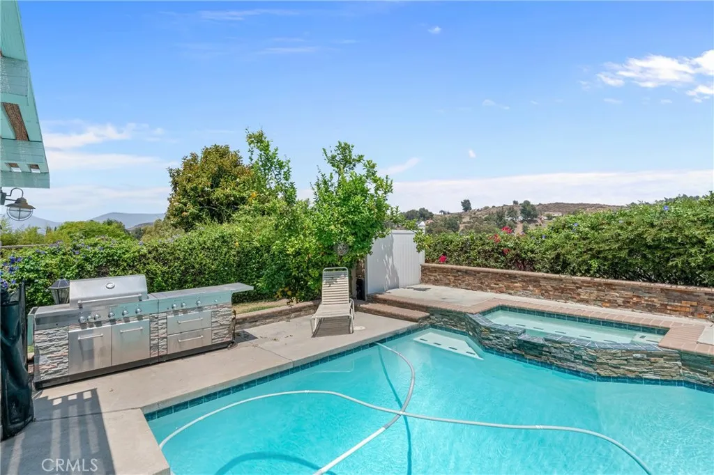 536 N Del Sol Lane, Diamond Bar, California 91765 home-pic-30