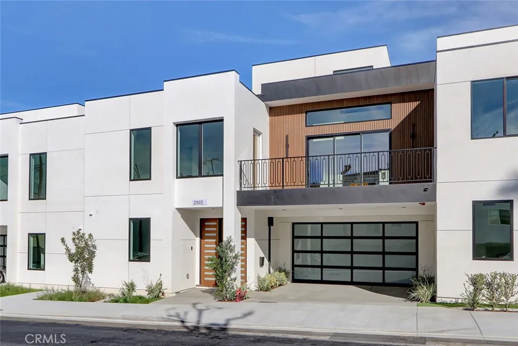 2302 Perkins Lane, Redondo Beach, California 90278 home-pic-1
