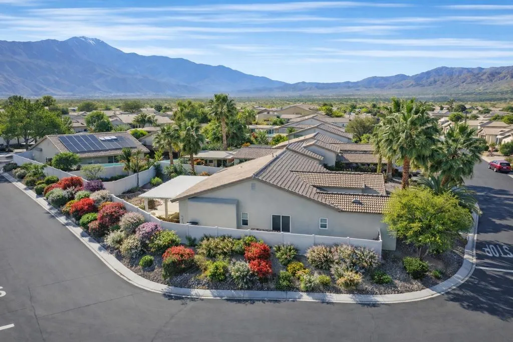 64099 Olympic Mountain Avenue, Desert Hot Springs, California 92240 home-pic-2