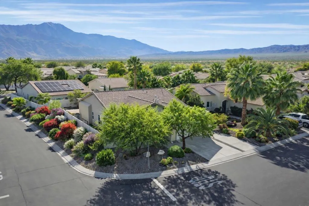 64099 Olympic Mountain Avenue, Desert Hot Springs, California 92240 home-pic-1