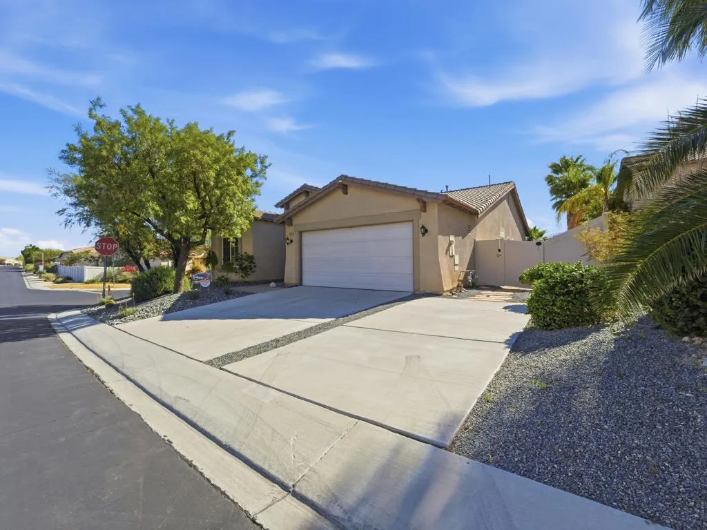 64099 Olympic Mountain Avenue, Desert Hot Springs, California 92240 home-pic-9