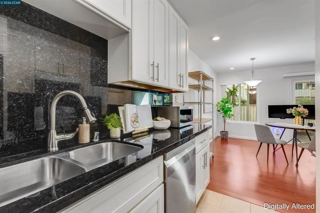 2724 2724 Oak Rd 86, Walnut Creek, California 94597 home-pic-25