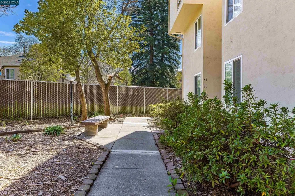 2724 2724 Oak Rd 86, Walnut Creek, California 94597 home-pic-49