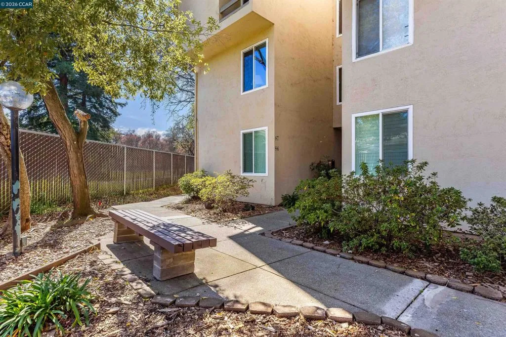 2724 2724 Oak Rd 86, Walnut Creek, California 94597 home-pic-48