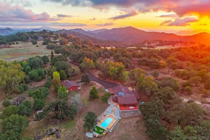 3280 Black Oak Lane, Julian, California 92036