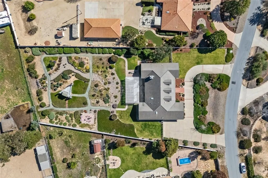 680 Sweet Donna Place, Nipomo, California 93444 home-pic-67