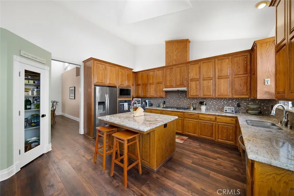 680 Sweet Donna Place, Nipomo, California 93444 home-pic-17