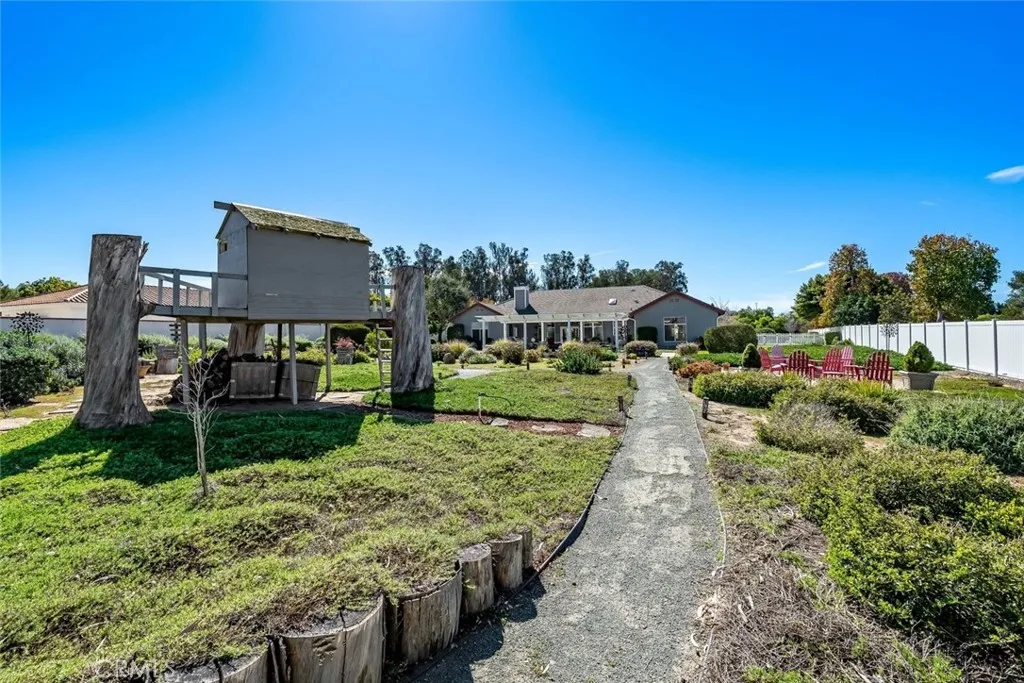 680 Sweet Donna Place, Nipomo, California 93444 home-pic-63